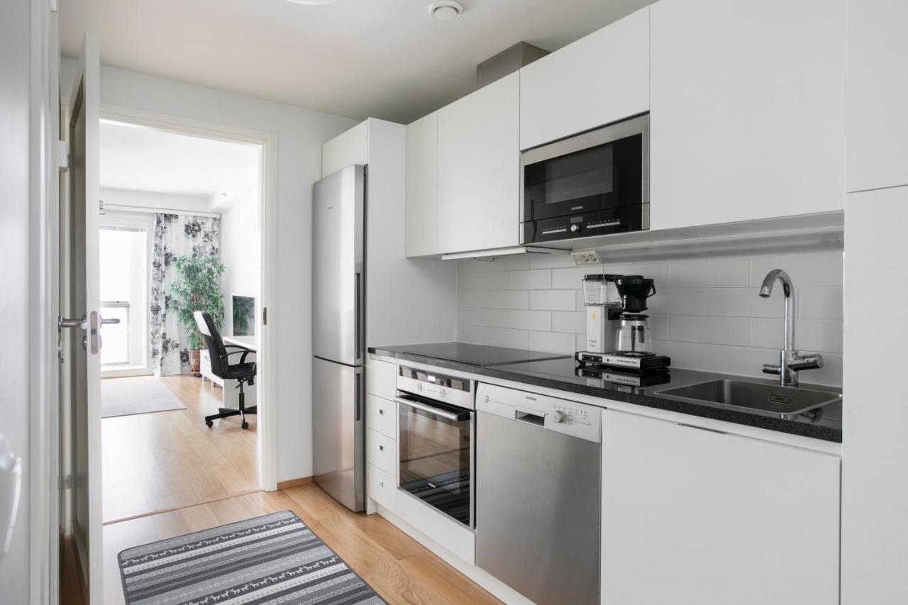2Ndhomes Cozy 1Br Apartment With Balcony By The Central Station Helsinki Exterior photo