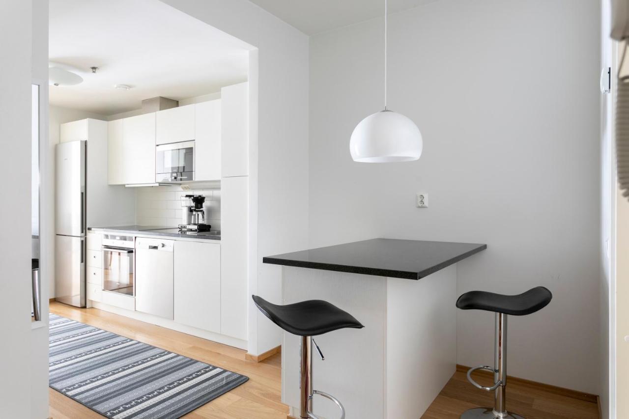 2Ndhomes Cozy 1Br Apartment With Balcony By The Central Station Helsinki Exterior photo